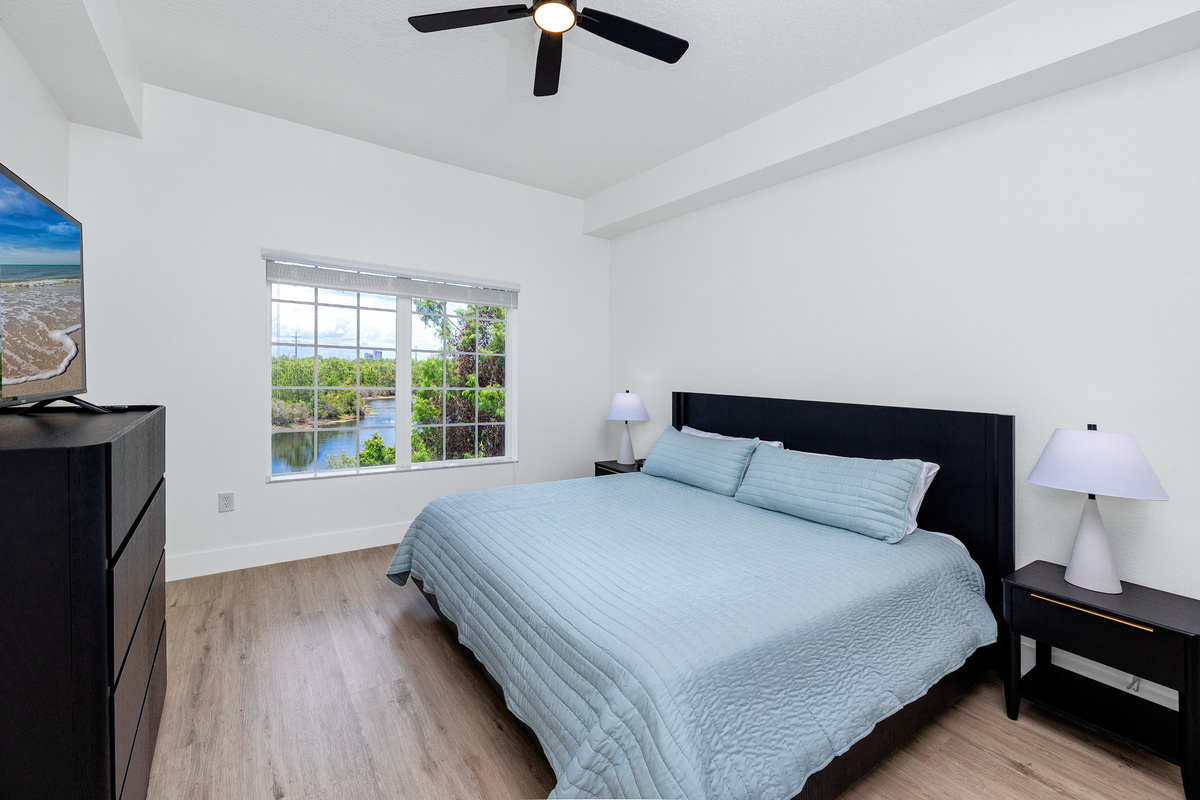 Main bedroom 