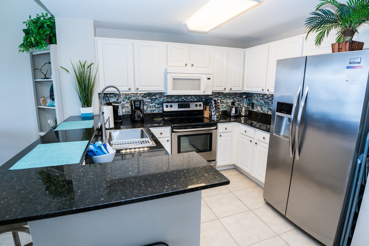 Kitchen & Breakfast Bar