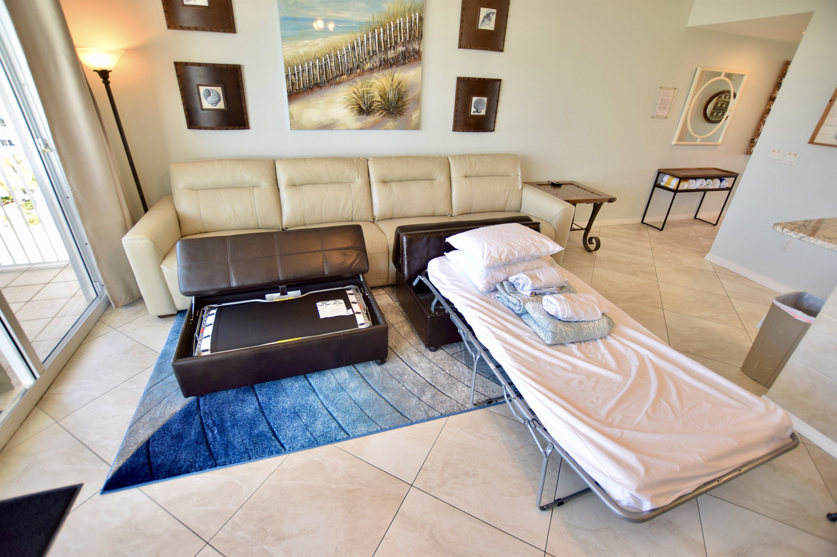 Destin West Gulfside #603: Ottoman Sleepers