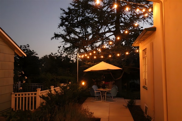 Private patio - atmospheric!