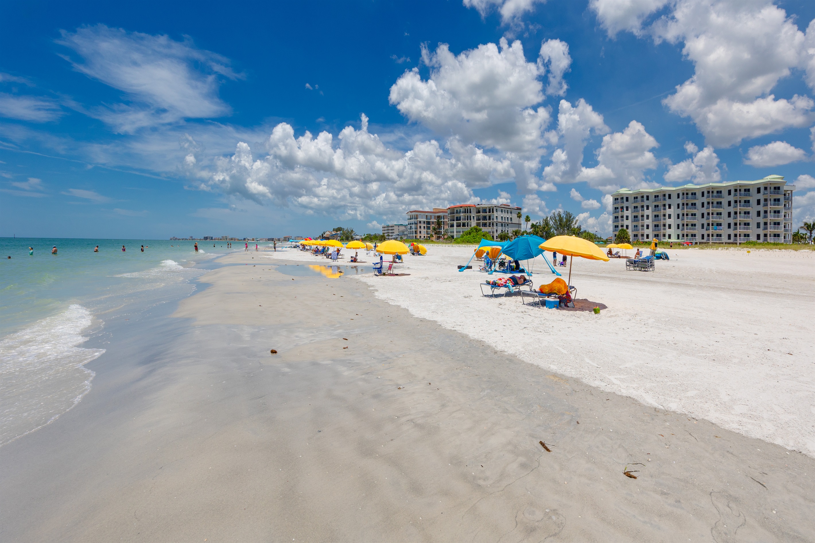 Sugar white sands of the gulf