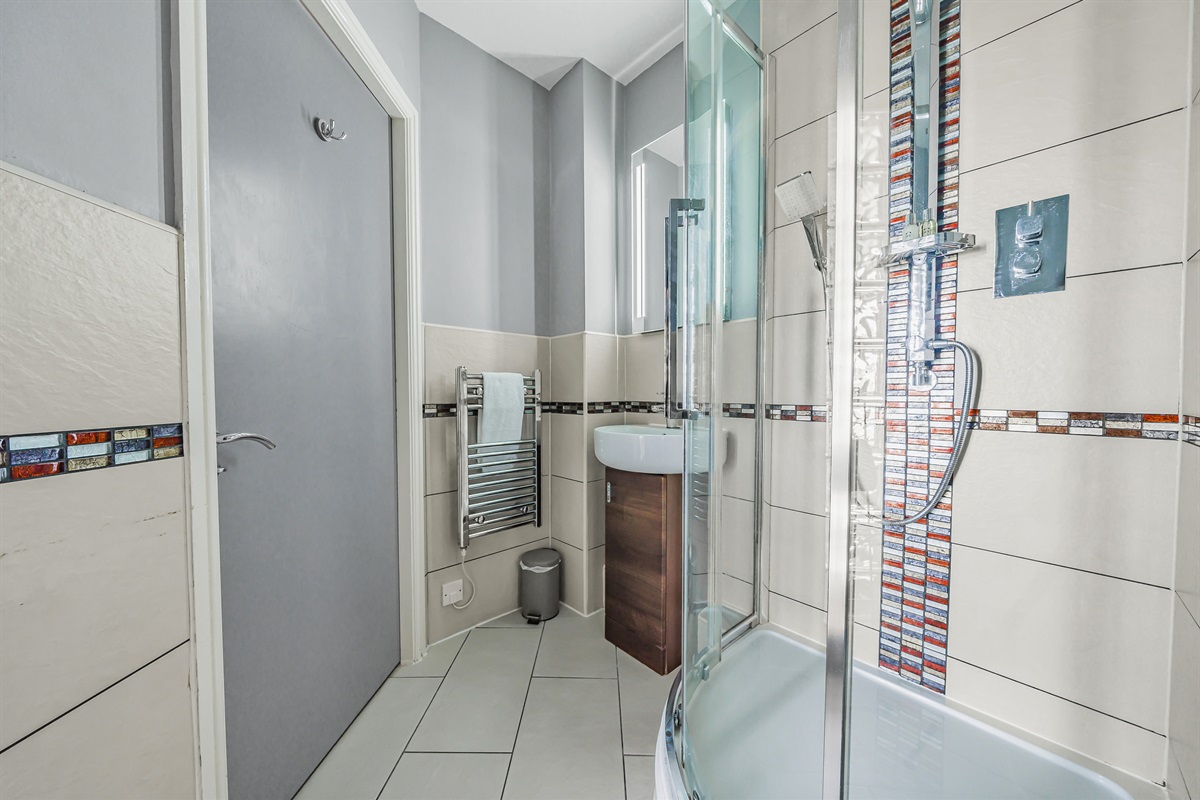 En suite bathroom