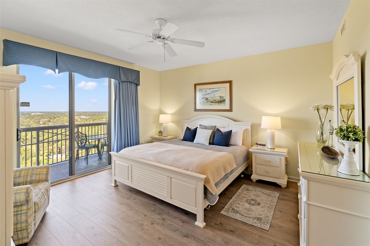 King Bed In Main Bedroom