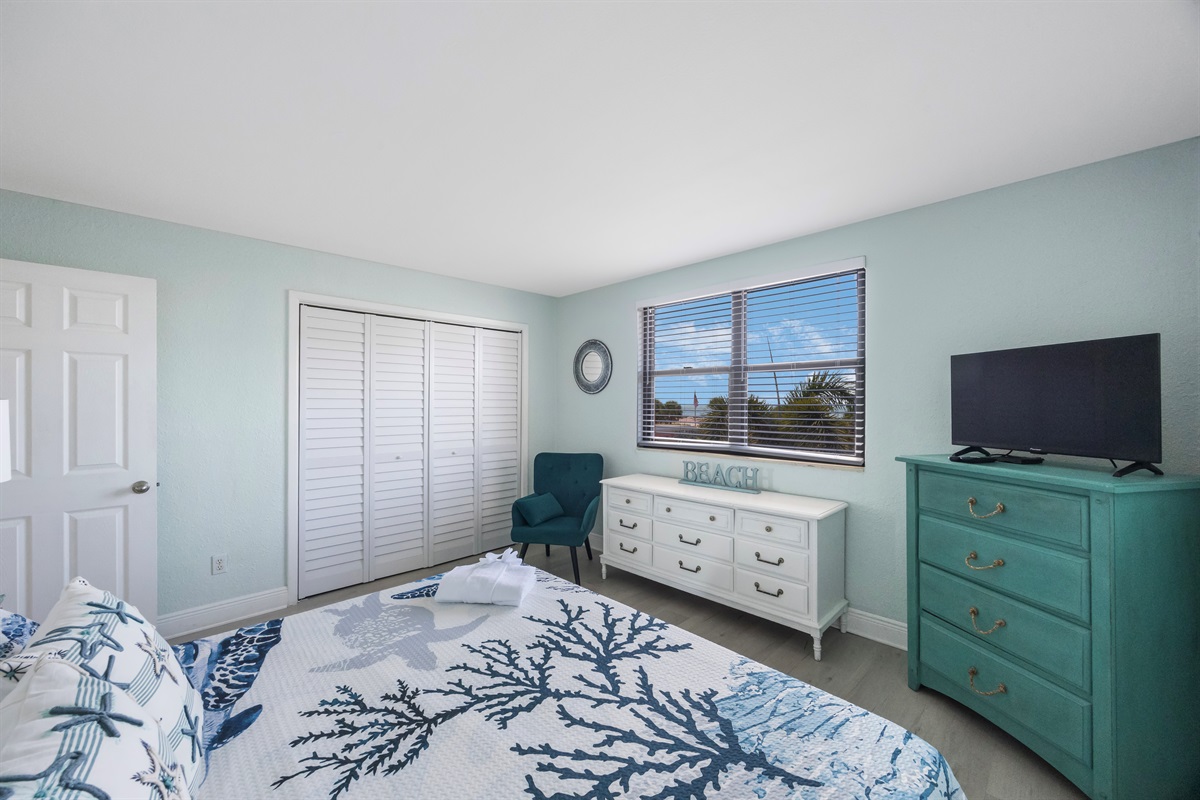 Primary Bedroom, Smart TV