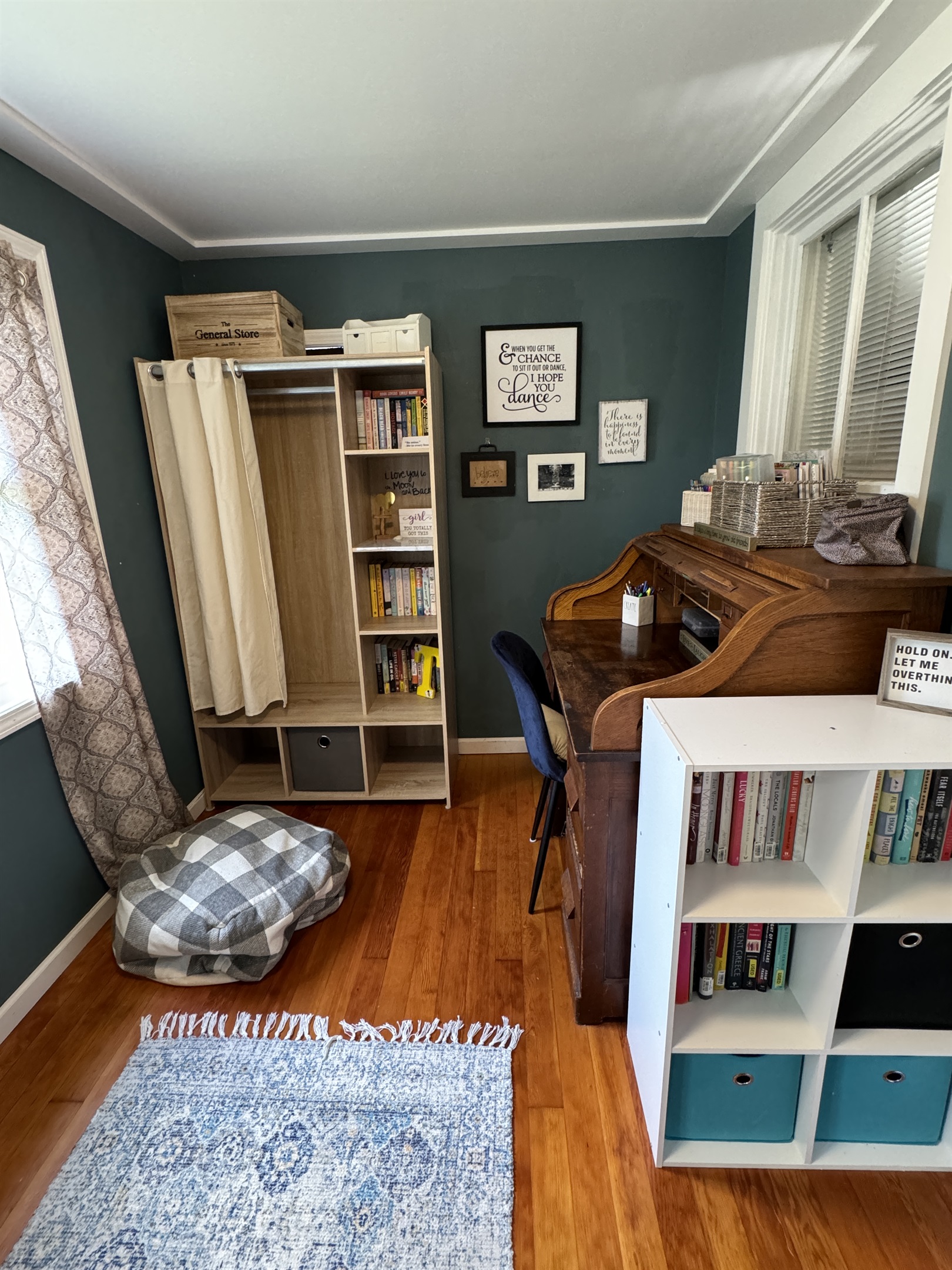 Lots of books for guests to enjoy