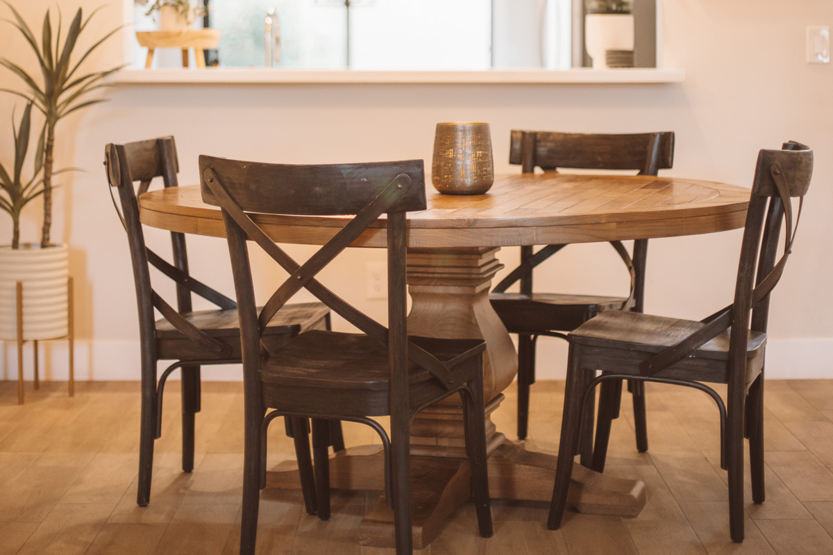 Additional dining table.