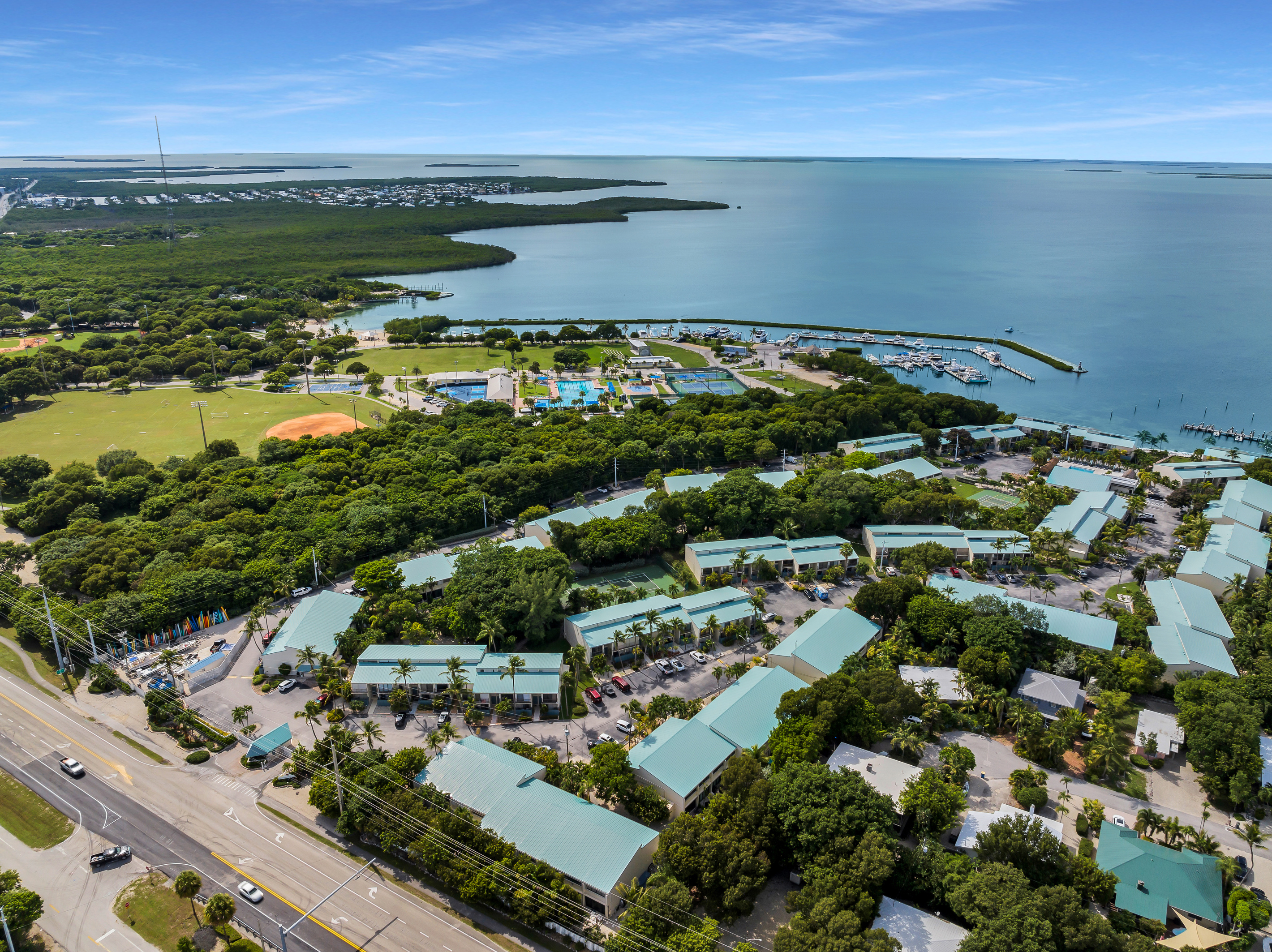 Excellently positioned community right next to Founder's Park, one of Islamorada's gems. 