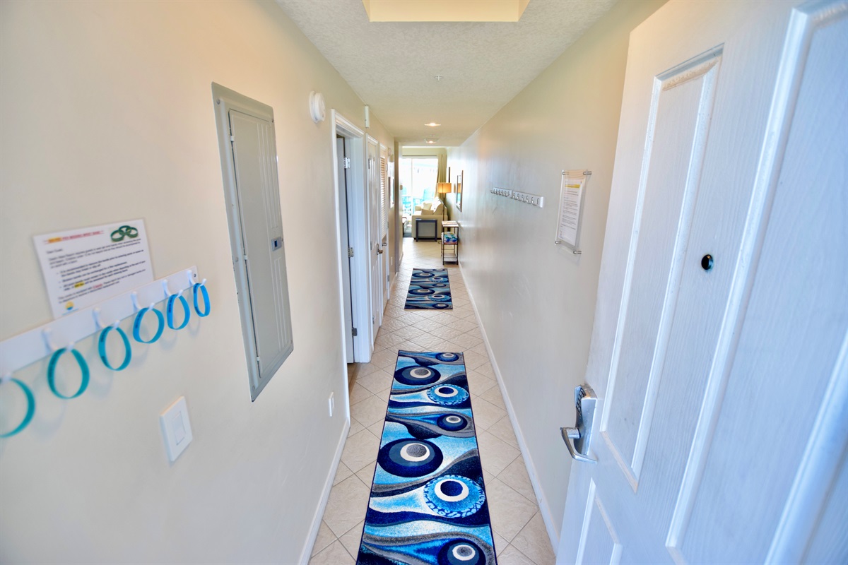 Destin West Gulfside #507: Hallway Entrance