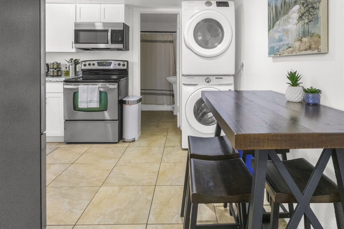 Dining area in kitchen