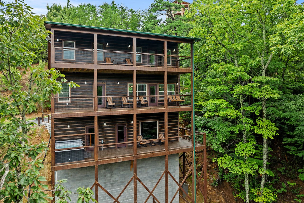 back of cabin