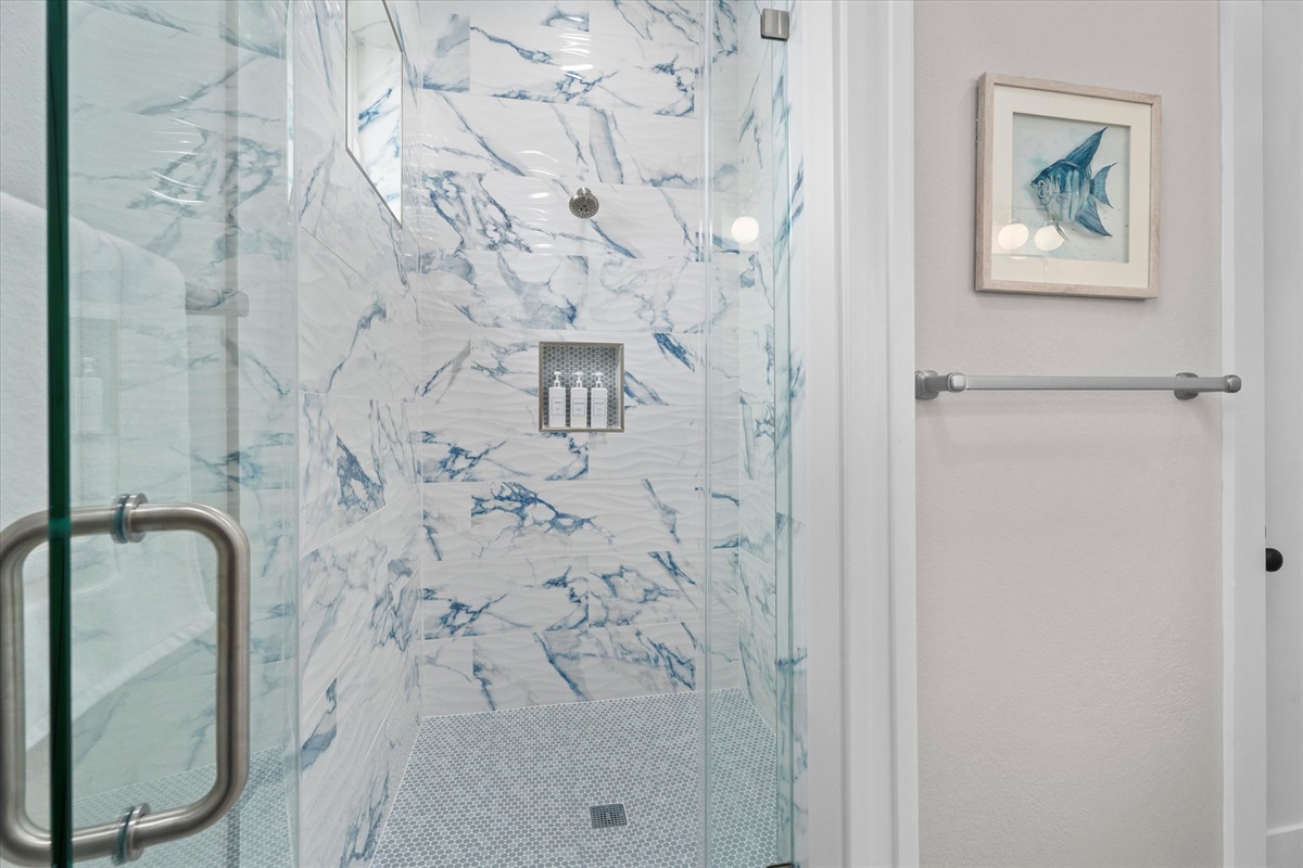 70ab5d4c0c1c4ce193a7bd5b2df88e4d Large | Beachhouse | Texas | TX | Vacation Homes | Galveston | Crystal Beach | Kokomo | Breezy Days | Beachfront Elegance | Sunrise Serenity | Southern Sands Property Management, LLC