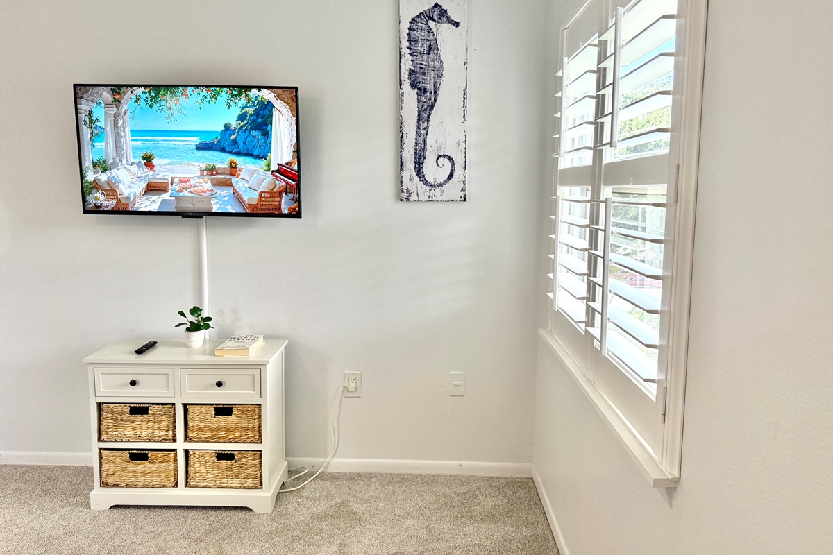 Charming and cozy — the perfect spot to unwind after a day at the beach.
