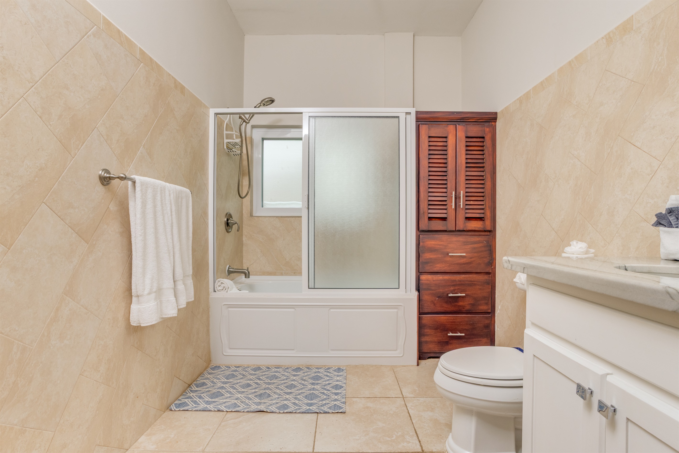3B Guest Bathroom