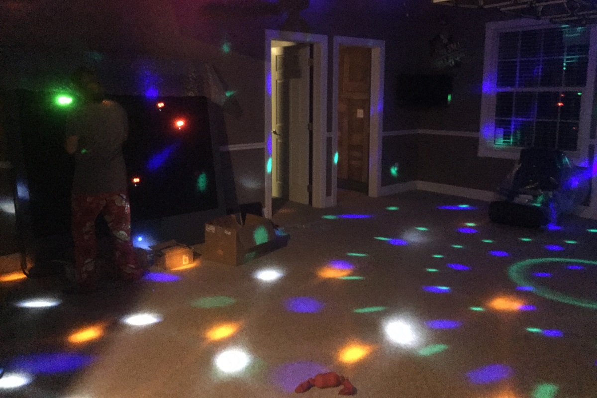 Family night club at Clermont lakefront party mansion