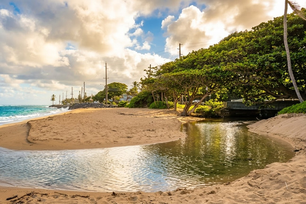 Nearby Beach | Shoreline varies by tides and seasons.