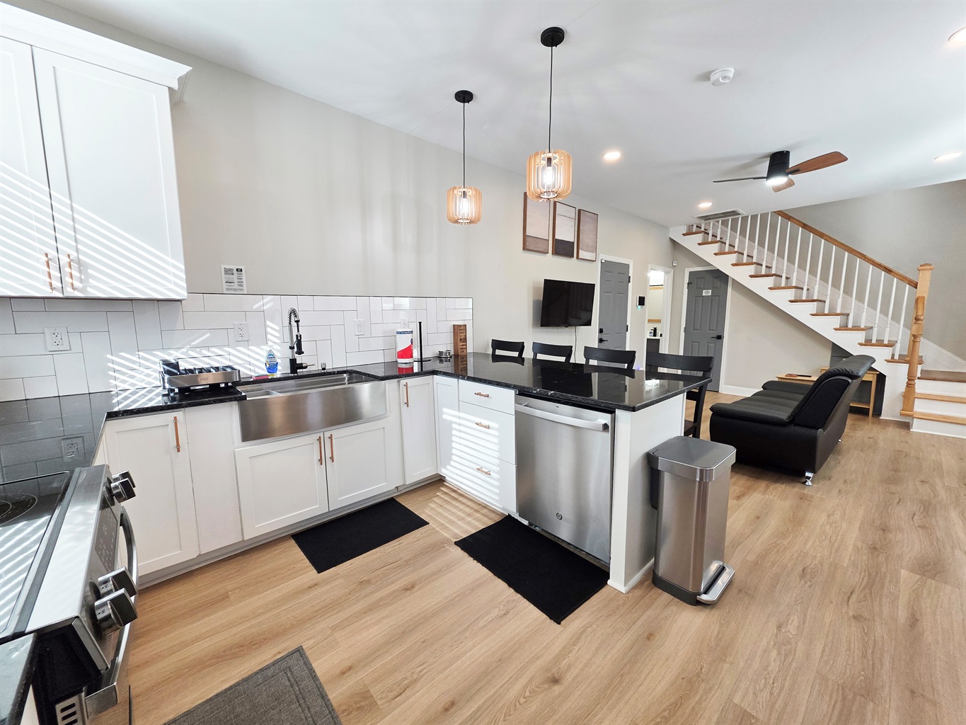 Kitchen - Sink & Dishwasher