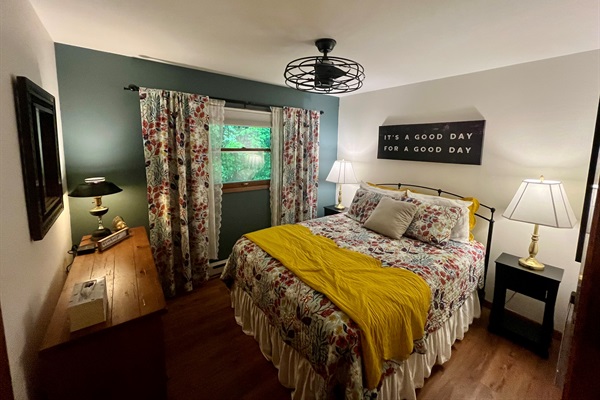Bed 2: Queen bed, dimmable ceiling fan, blackout shades, closet, dresser space, usb charger, luggage rack