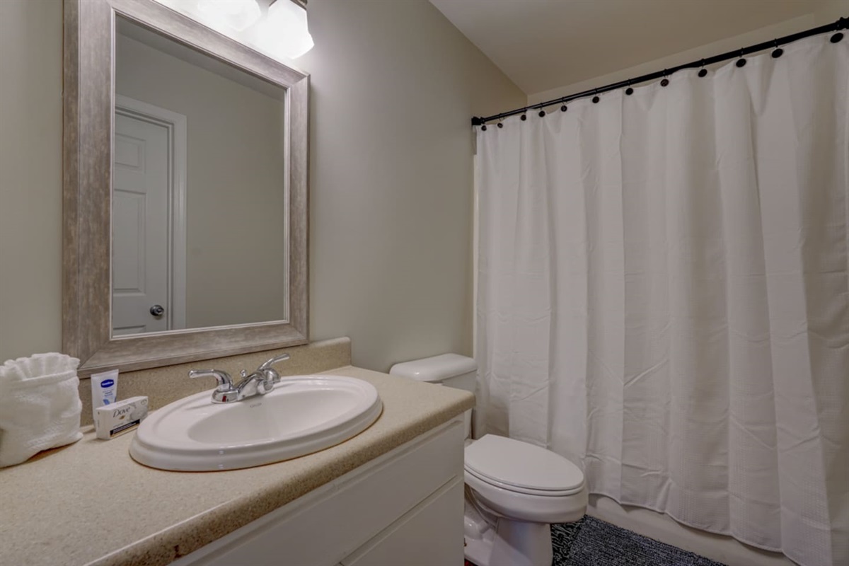Bathroom with Shower/Tub Combo