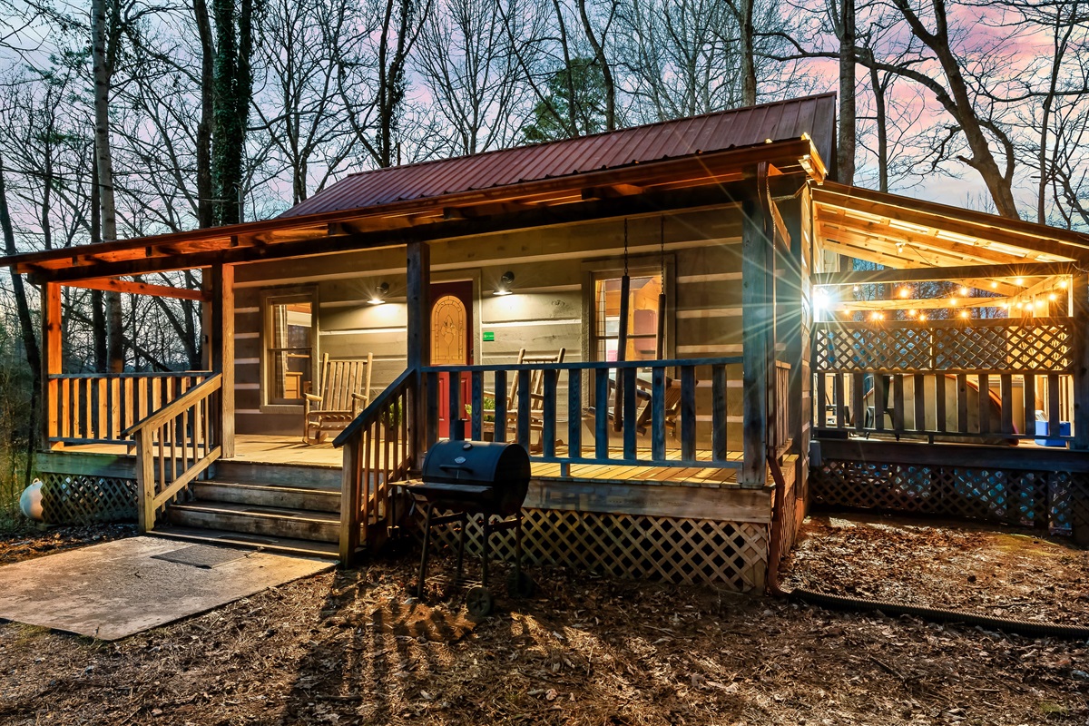 lenty of outdoor space to enjoy the fresh mountain air