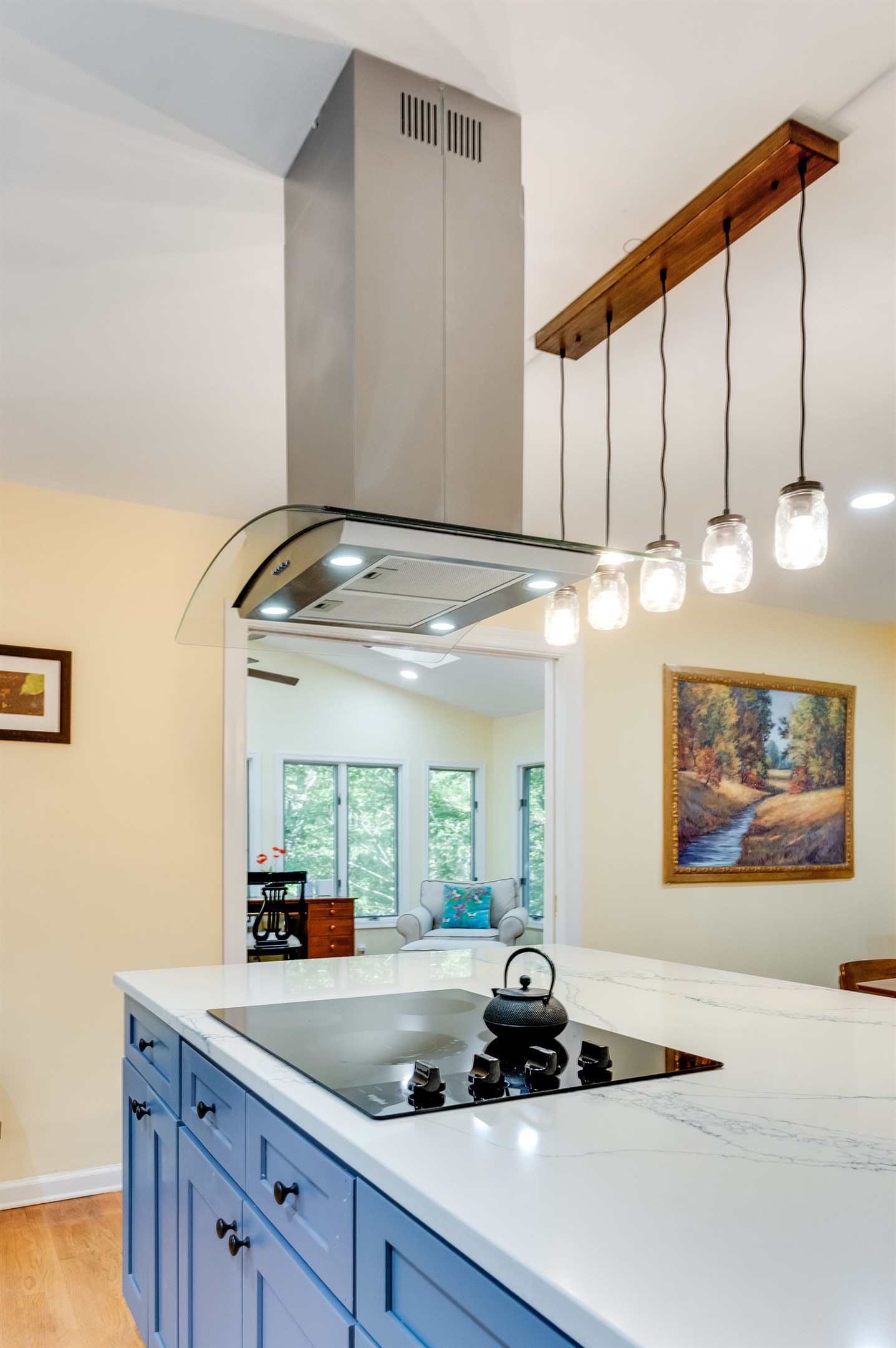 Fully Stocked Kitchen: Modern design meets culinary inspiration with stunning views and stylish decor!