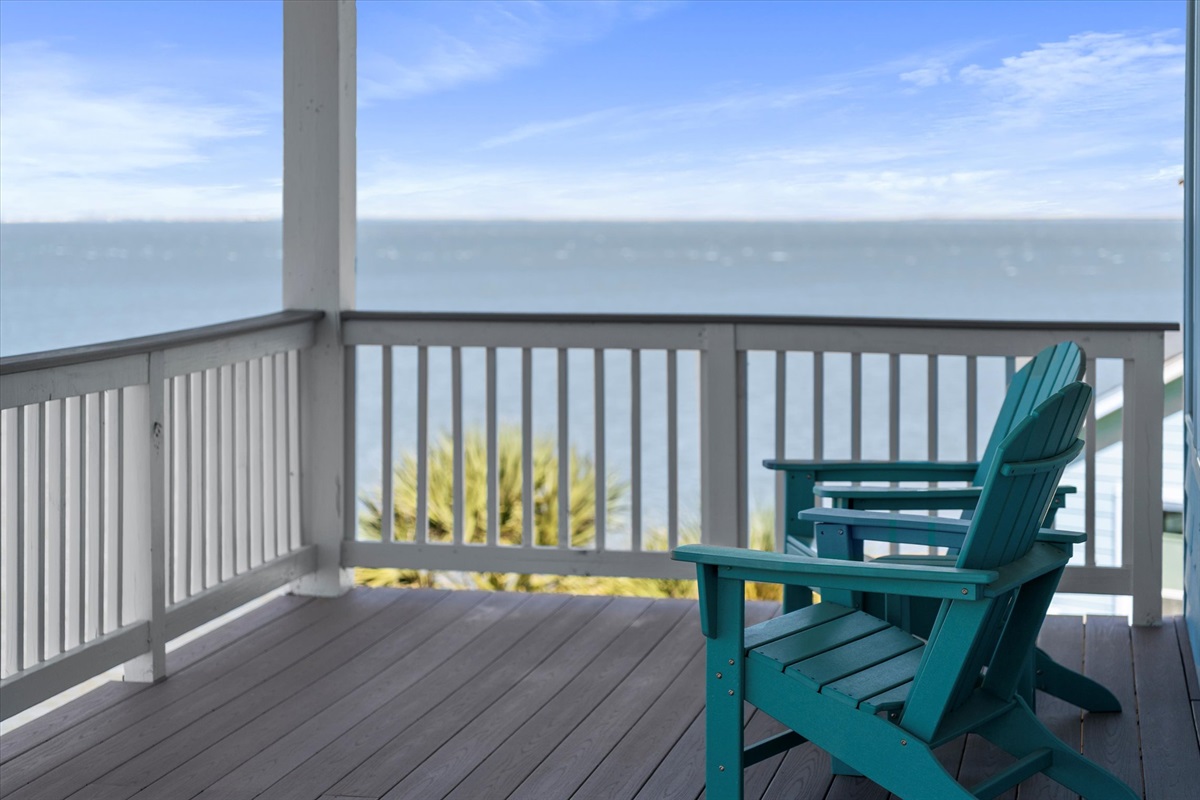 70f34818439841b7abeb68a63565a6ef Large | Beachhouse | Texas | TX | Vacation Homes | Galveston | Crystal Beach | Kokomo | Breezy Days | Beachfront Elegance | Sunrise Serenity | Southern Sands Property Management, LLC