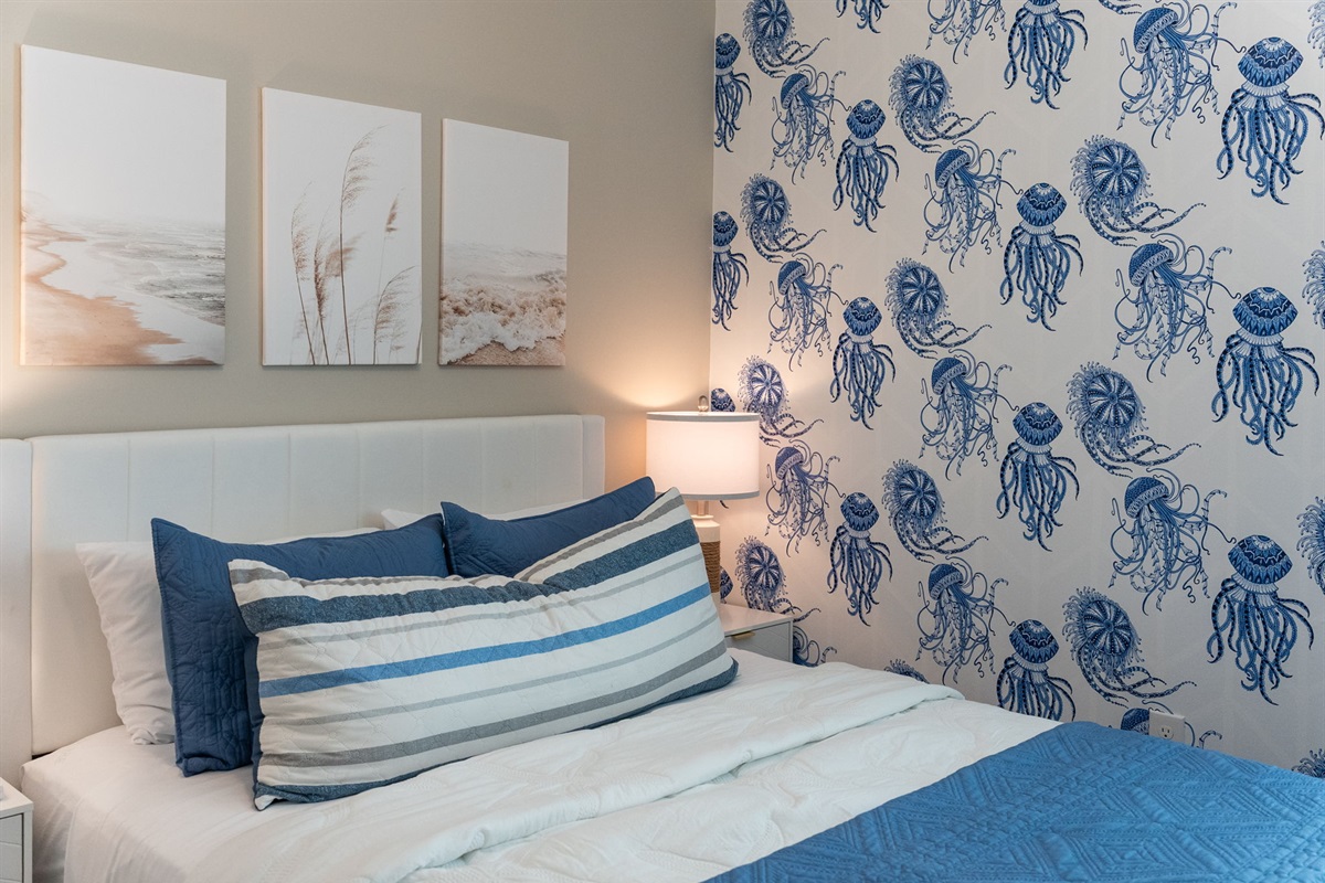 Queen Bed