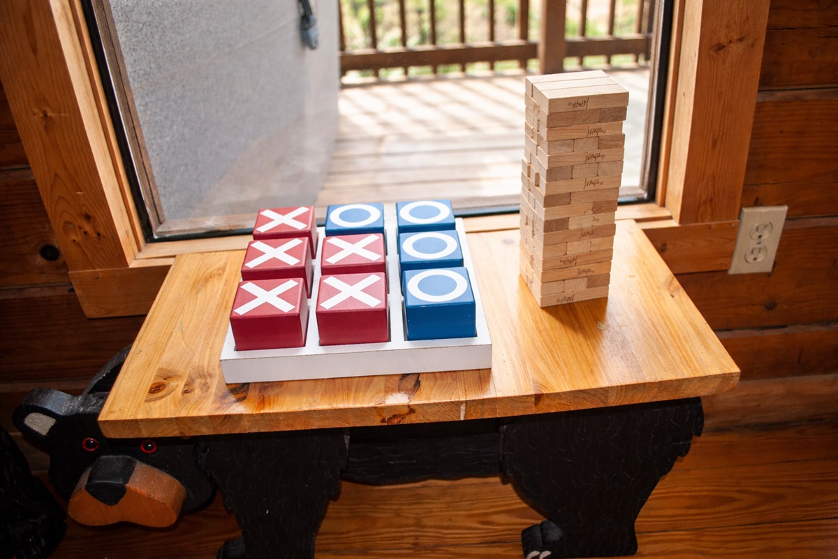 Tic tac toe and jenga.