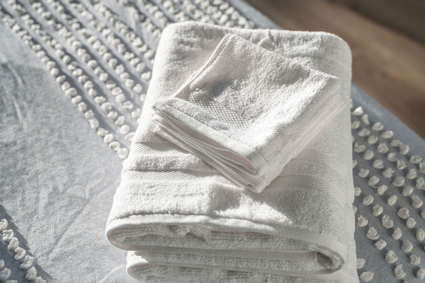 Bath linens provided