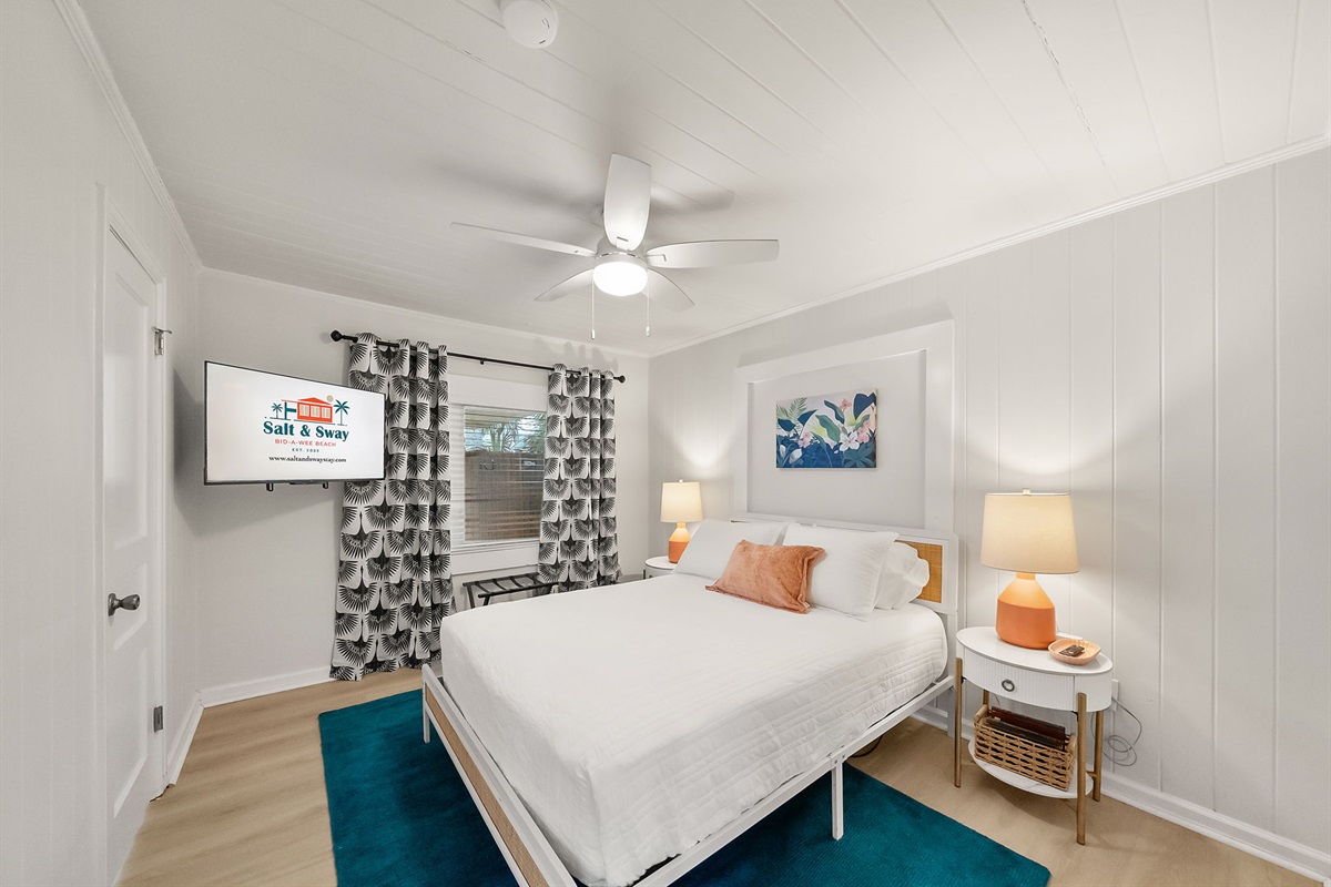 Bedroom #2, 1 Queen Bed