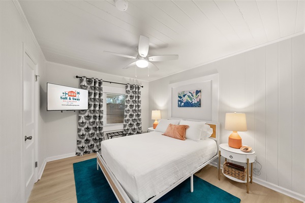 Bedroom #2, 1 Queen Bed