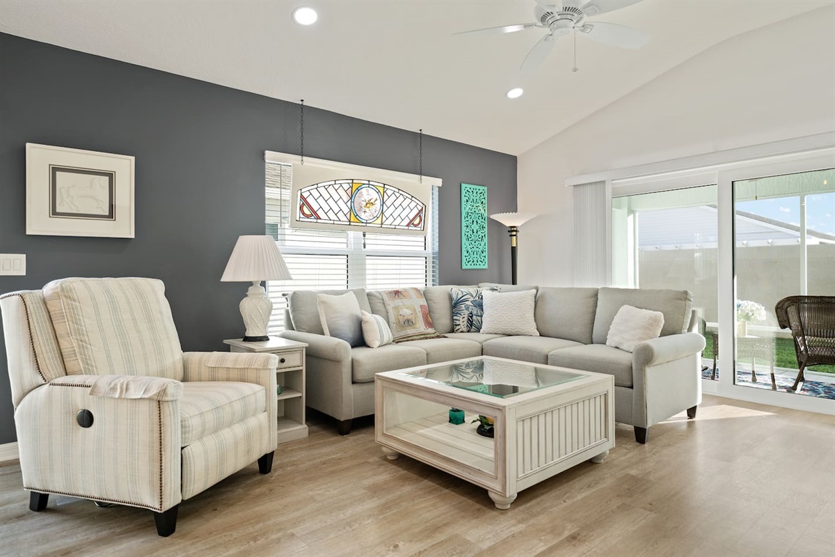 A living room with plenty of seating!