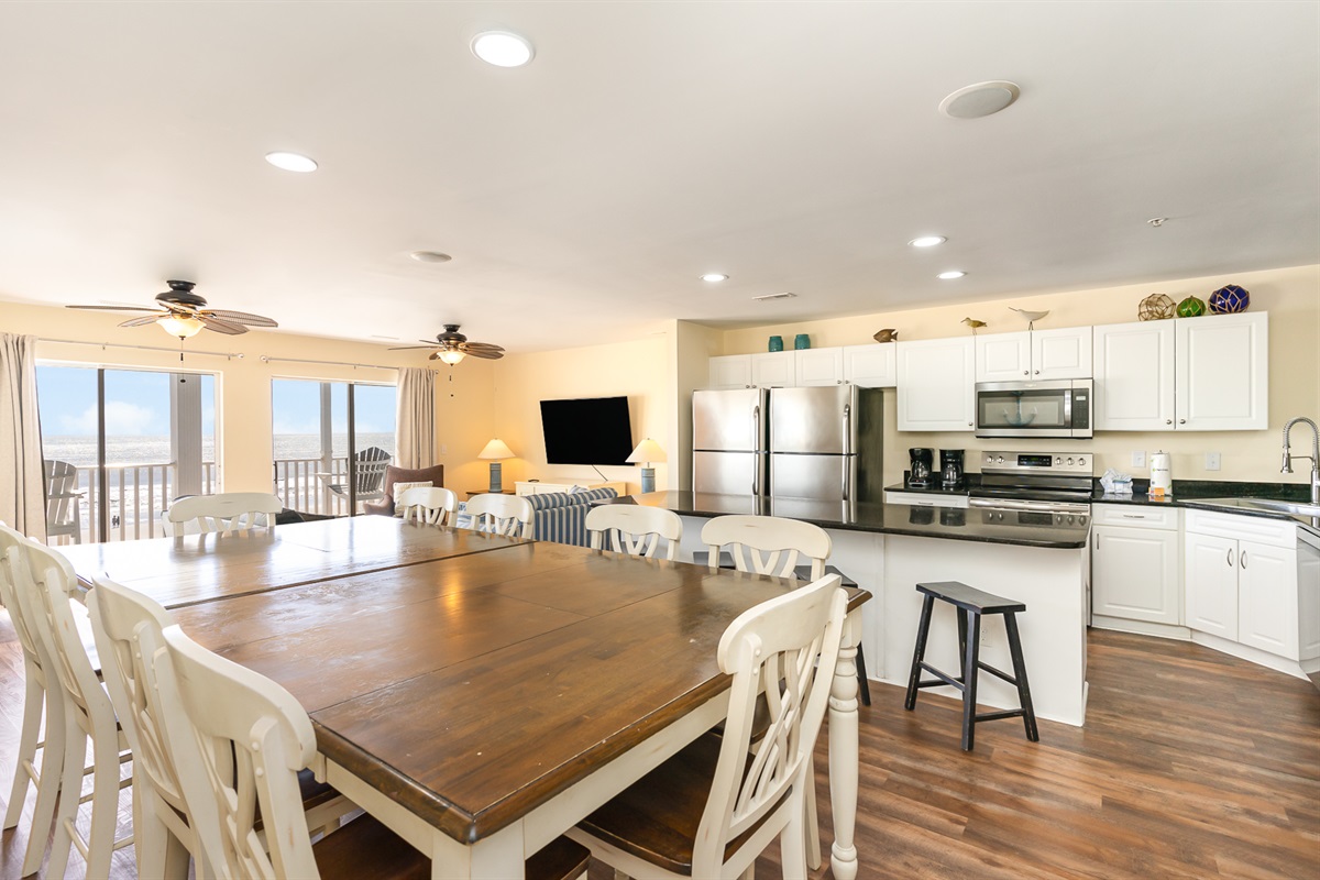 10 person dining table