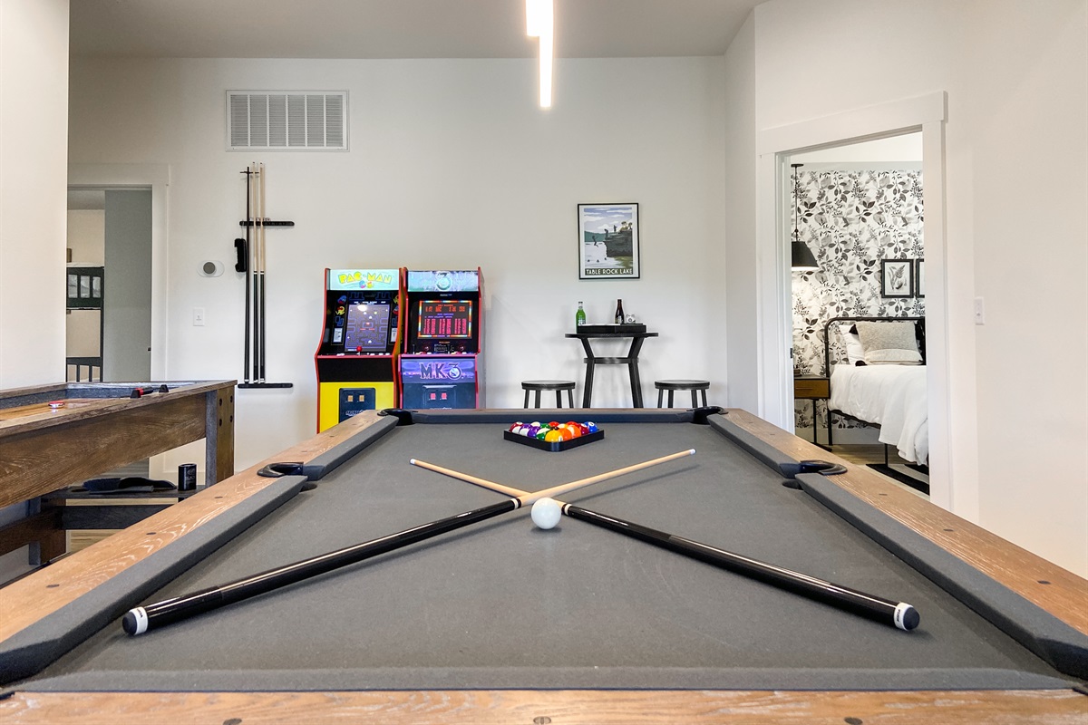 Pool sharks and gamers will love this space