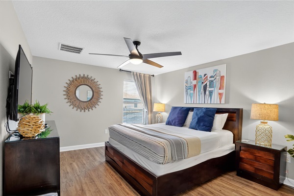 Master Suite-2nd Floor-King Bed