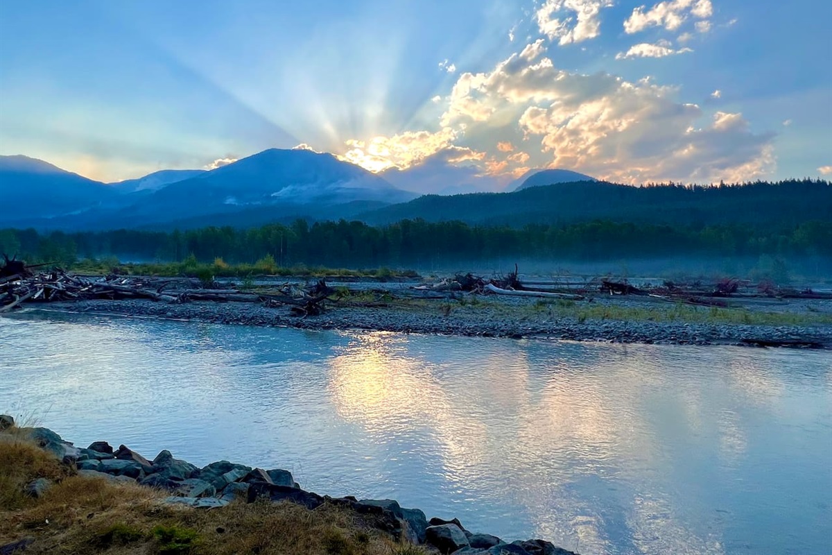Sunrise over the Cowlitz River