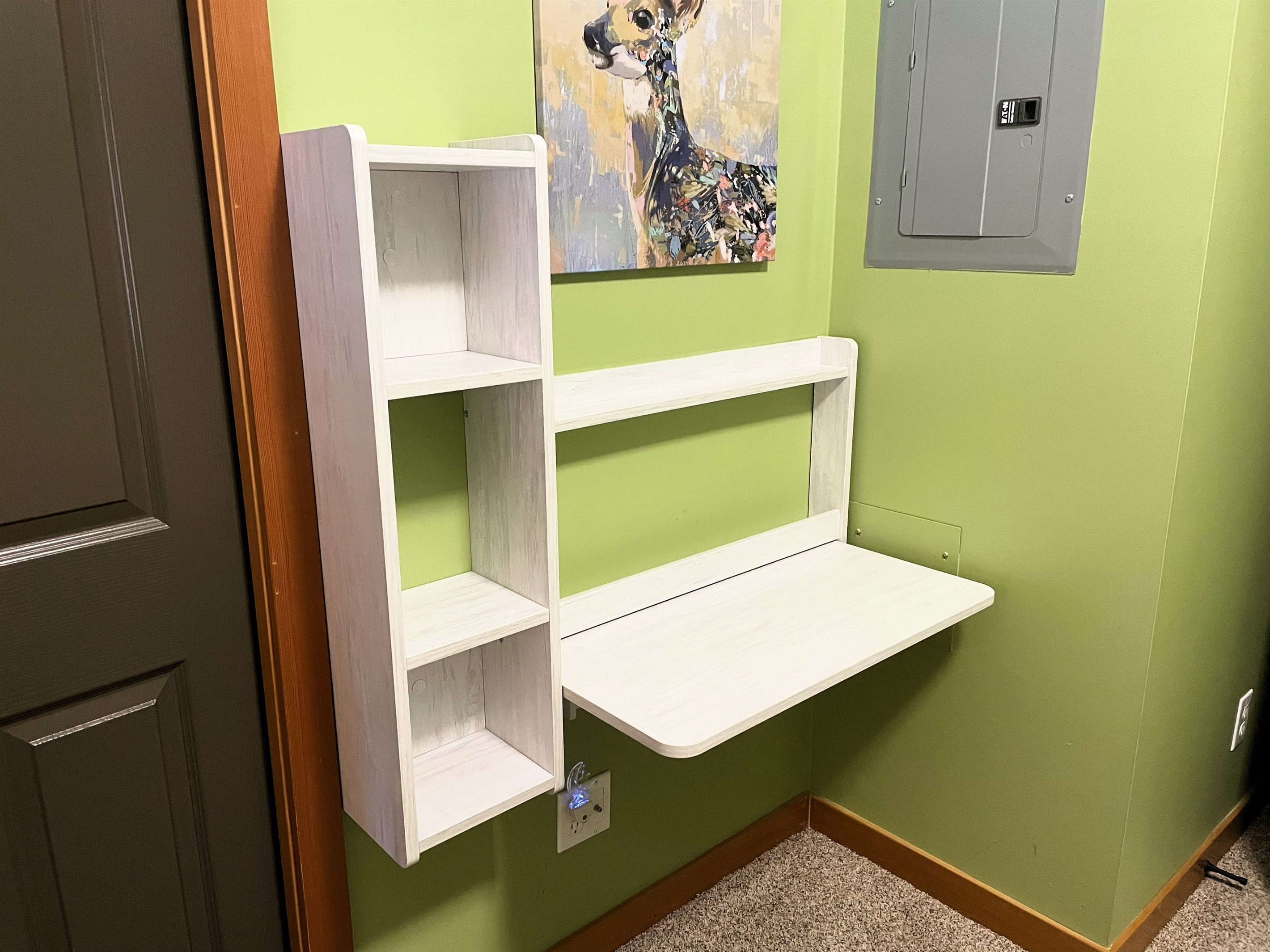 Computer desk, with fast WiFi and Printer