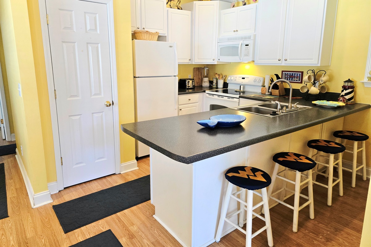 Full Kitchen
