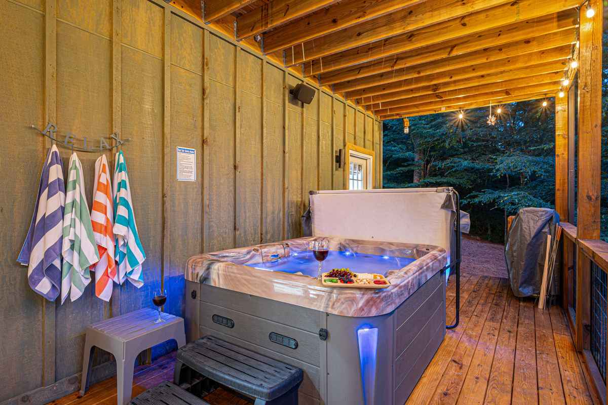 Unwind beneath the stars with a relaxing soak in the hot tub.