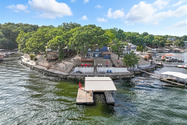 Private dock for easy lake access