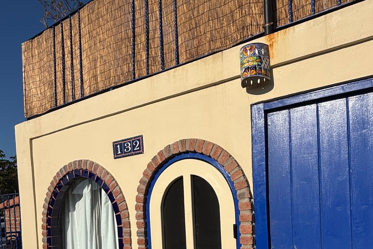 The Bungalow - Exterior Entrance