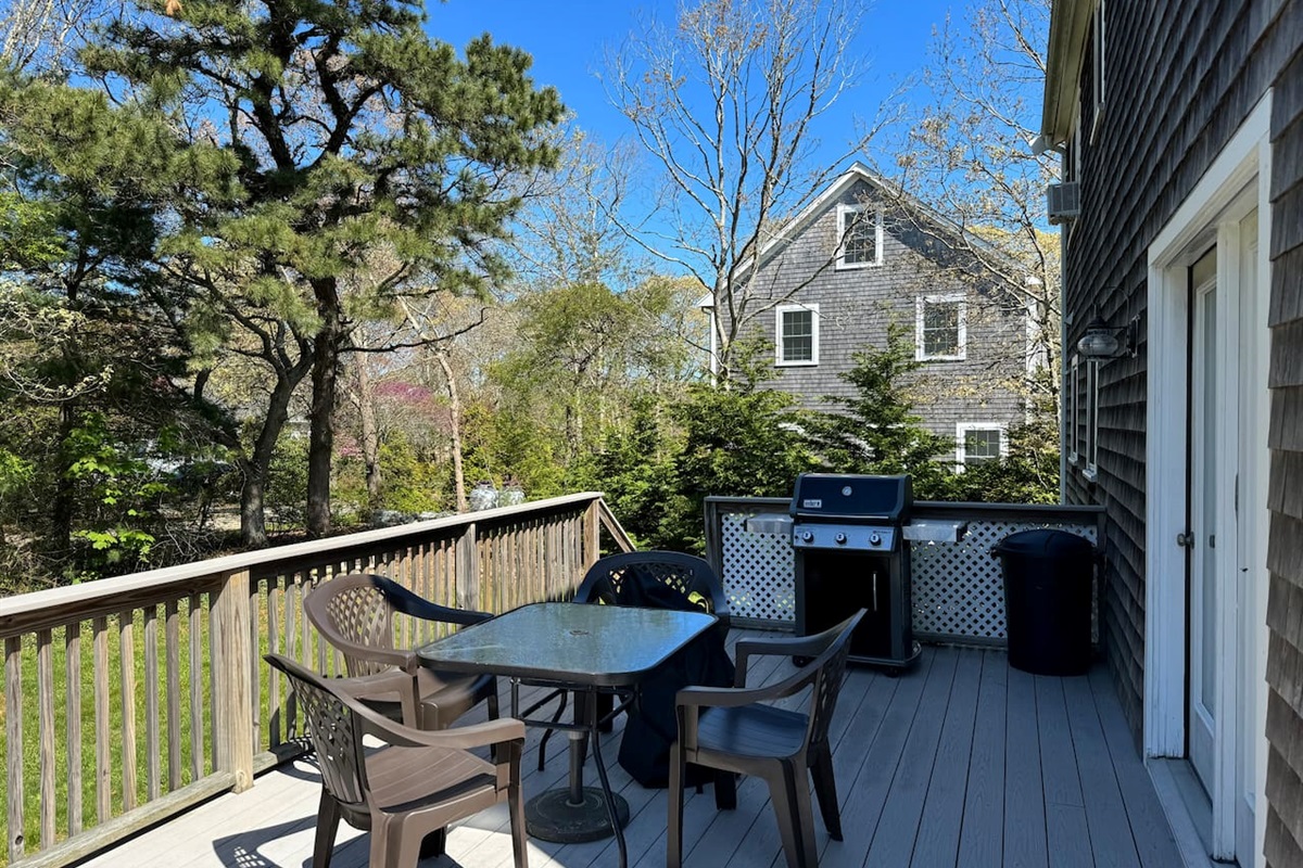34 Dreamer's Way, Oak Bluffs