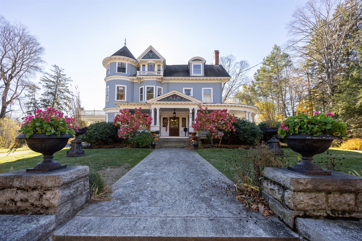 Beautiful exterior view — step inside and begin your stay.