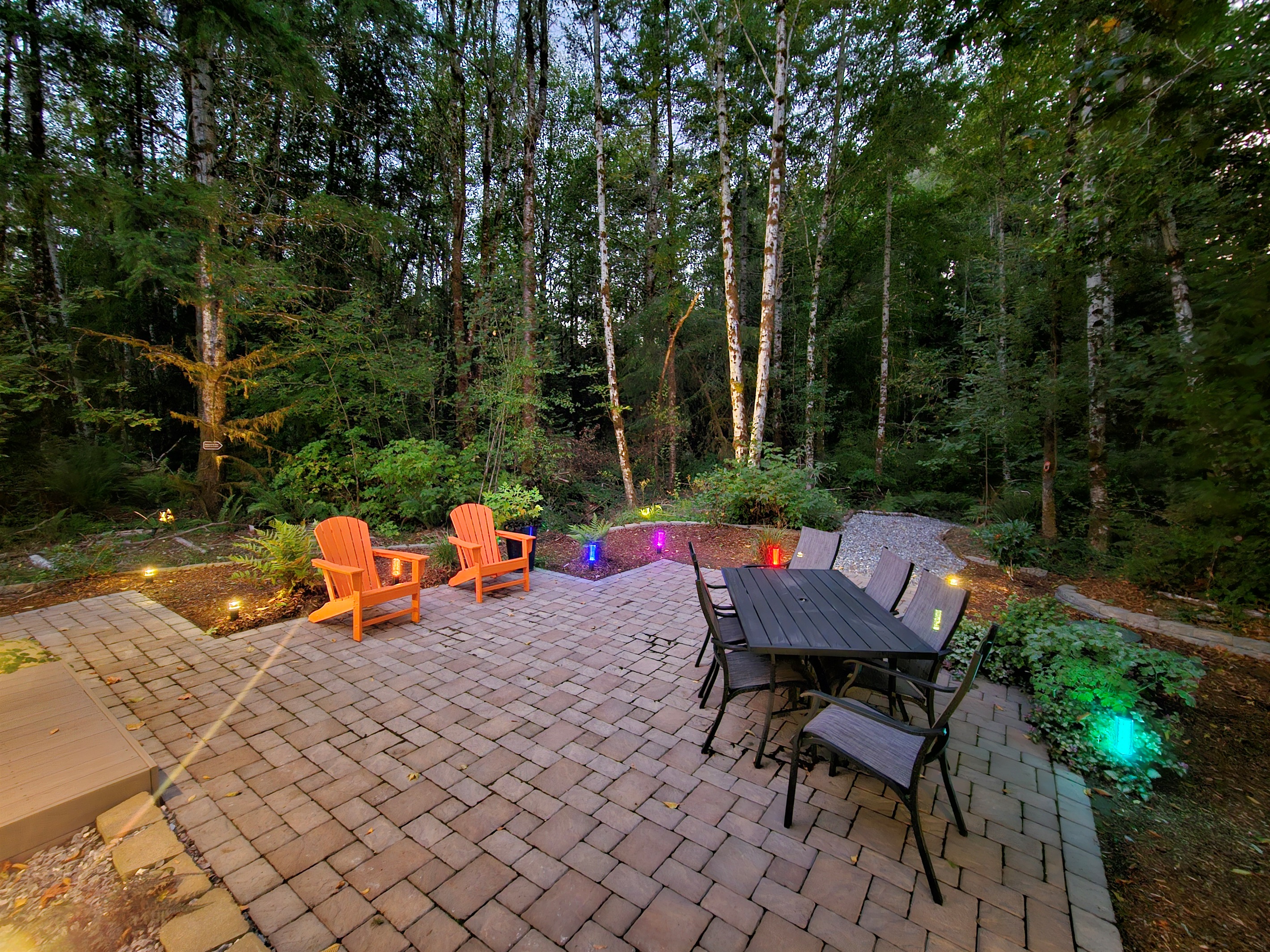 Partially shaded by day and warmed by the pavers at night, the patio is THE place to immerse in nature at Alder Falls.