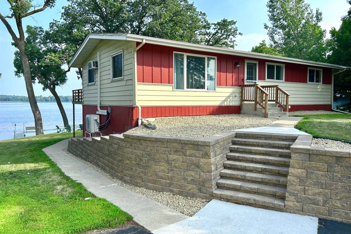 Welcome to the cabin!