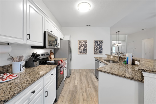 Full kitchen with ample counter space