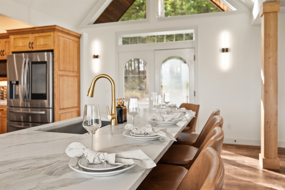 Plenty of countertop seating as well.