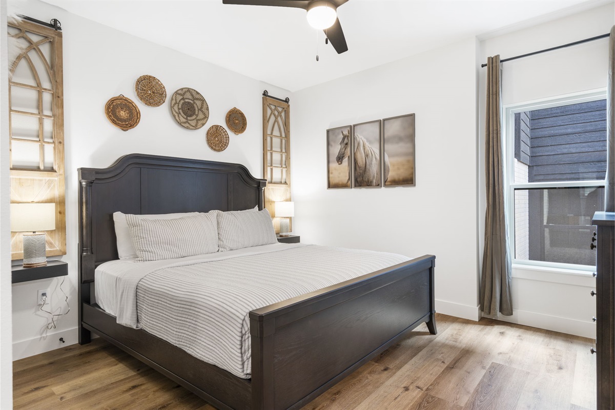 Lower level King #5 with ensuite bathroom