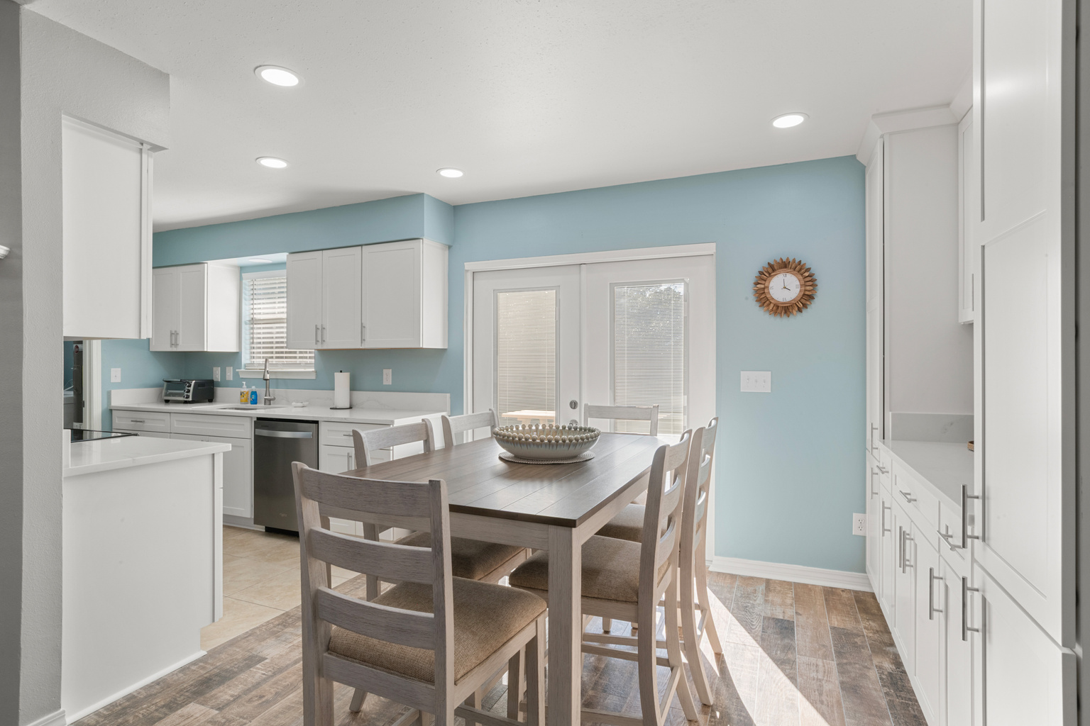 The spacious kitchen and dining room make preparing meals simple and convenient.