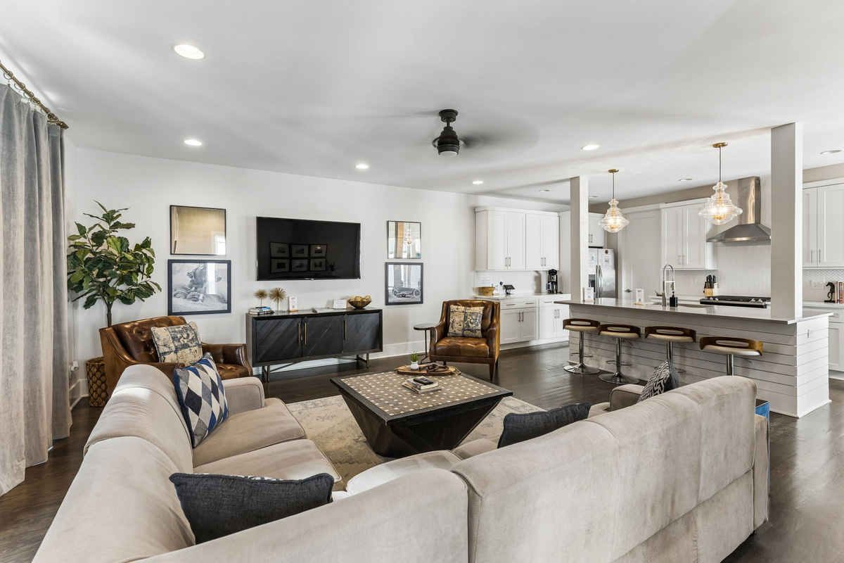 Open concept means you can cook while the rest of the crew watches the game &mdash; the kitchen and living room feel like one big space.