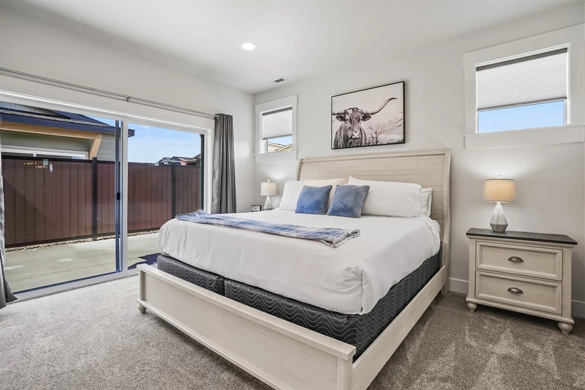 ur private retreat opens directly to the outdoor patio.